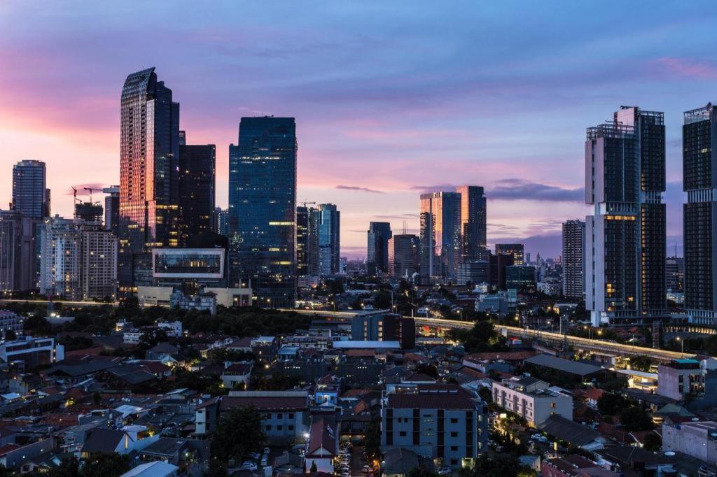 Sleepzzz Hotel Senayan Jakarta Exterior foto